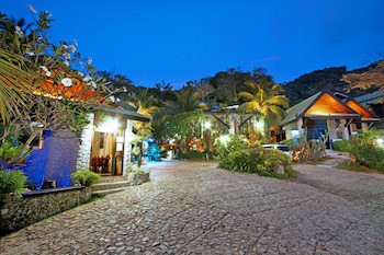 Boomerang Village Resort Kata
