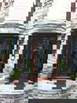 Agora Boutique Hotel & Bistro