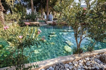 Artemis Yoruk Hotel