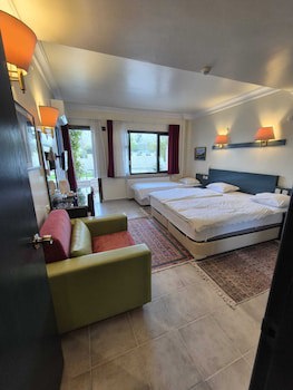 Hotel Hal - Tur galeri fotoğrafı