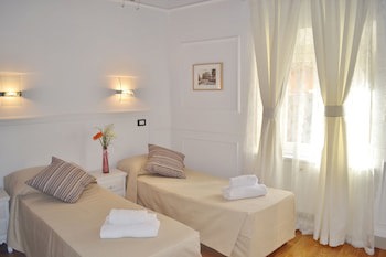 Domus Ester Roma galeri fotoğrafı