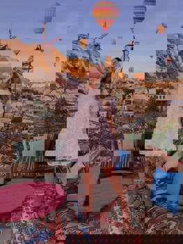 Traveller's Cave Hotel