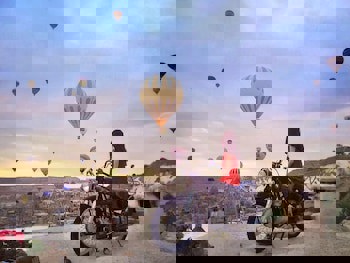 Traveller's Cave Hotel