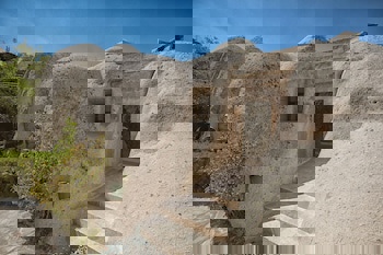 Traveller's Cave Hotel