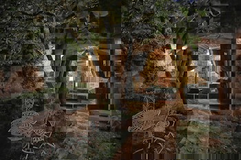 Traveller's Cave Hotel