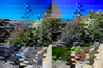 Traveller's Cave Hotel