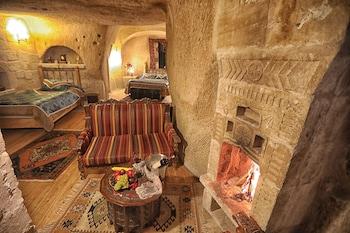 Traveller's Cave Hotel