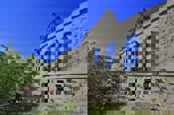 Traveller's Cave Hotel