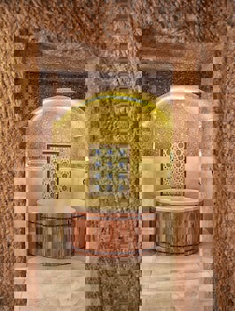 Traveller's Cave Hotel