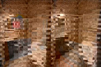 Traveller's Cave Hotel