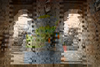 Traveller's Cave Hotel