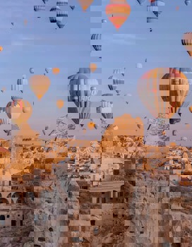 Traveller's Cave Hotel