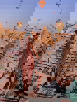 Traveller's Cave Hotel