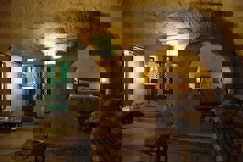 Elkep Evi Cave Hotel