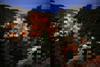 Elkep Evi Cave Hotel