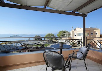 Avantis Suites Hotel