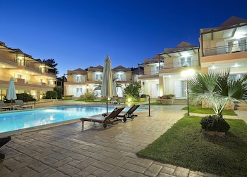 Avantis Suites Hotel