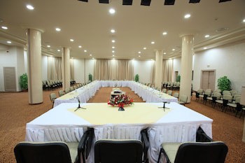 El Mouradi Tozeur