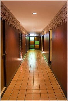 Cm Night Bazaar Boutique Hotel