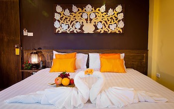 Cm Night Bazaar Boutique Hotel