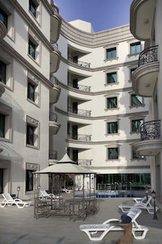 Al Waleed Holiday Homes