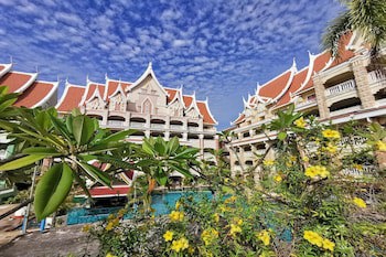 Ayodhaya Palace Beach Resort Krabi
