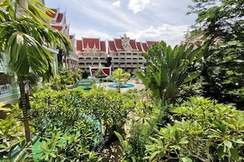 Ayodhaya Palace Beach Resort Krabi