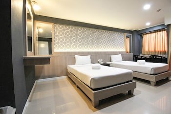 Convenient Park Bangkok Hotel