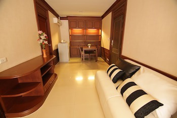 Convenient Park Bangkok Hotel