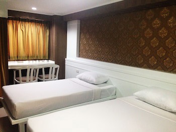 Convenient Park Bangkok Hotel
