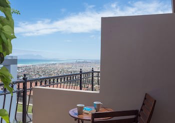 Blue Horizon Guest House