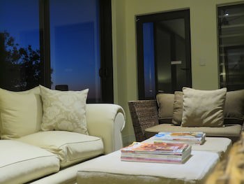 Blue Horizon Guest House