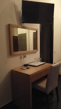 Feevos Hotel