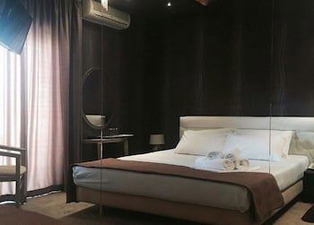 Feevos Hotel