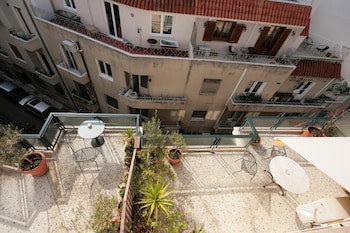 Adams Hotel