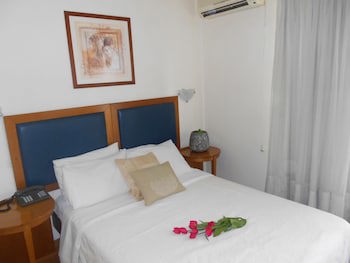 Adams Hotel