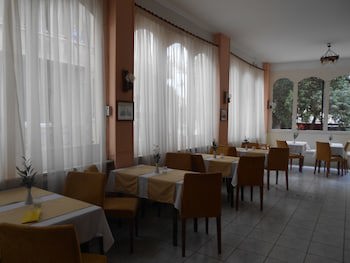 Adams Hotel