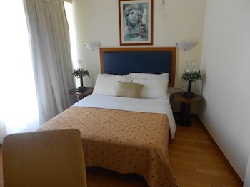 Adams Hotel