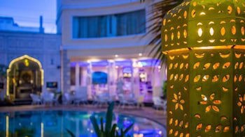 Four Seasons Place