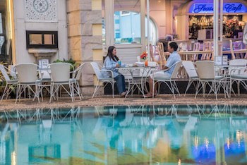Four Seasons Place