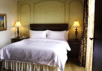 Four Seasons Place