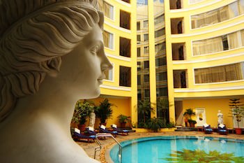 Four Seasons Place
