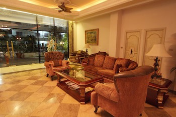 Four Seasons Place