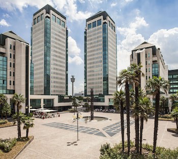 Cosmo Residence