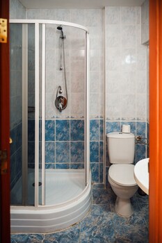 Dionis Hotel