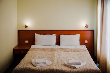 Dionis Hotel