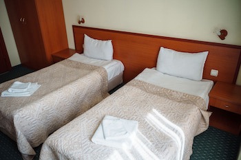 Dionis Hotel