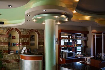 Dionis Hotel