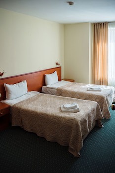 Dionis Hotel