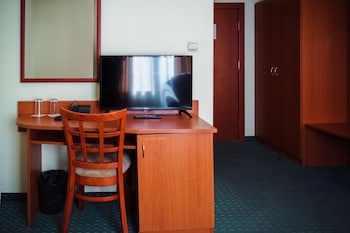 Dionis Hotel